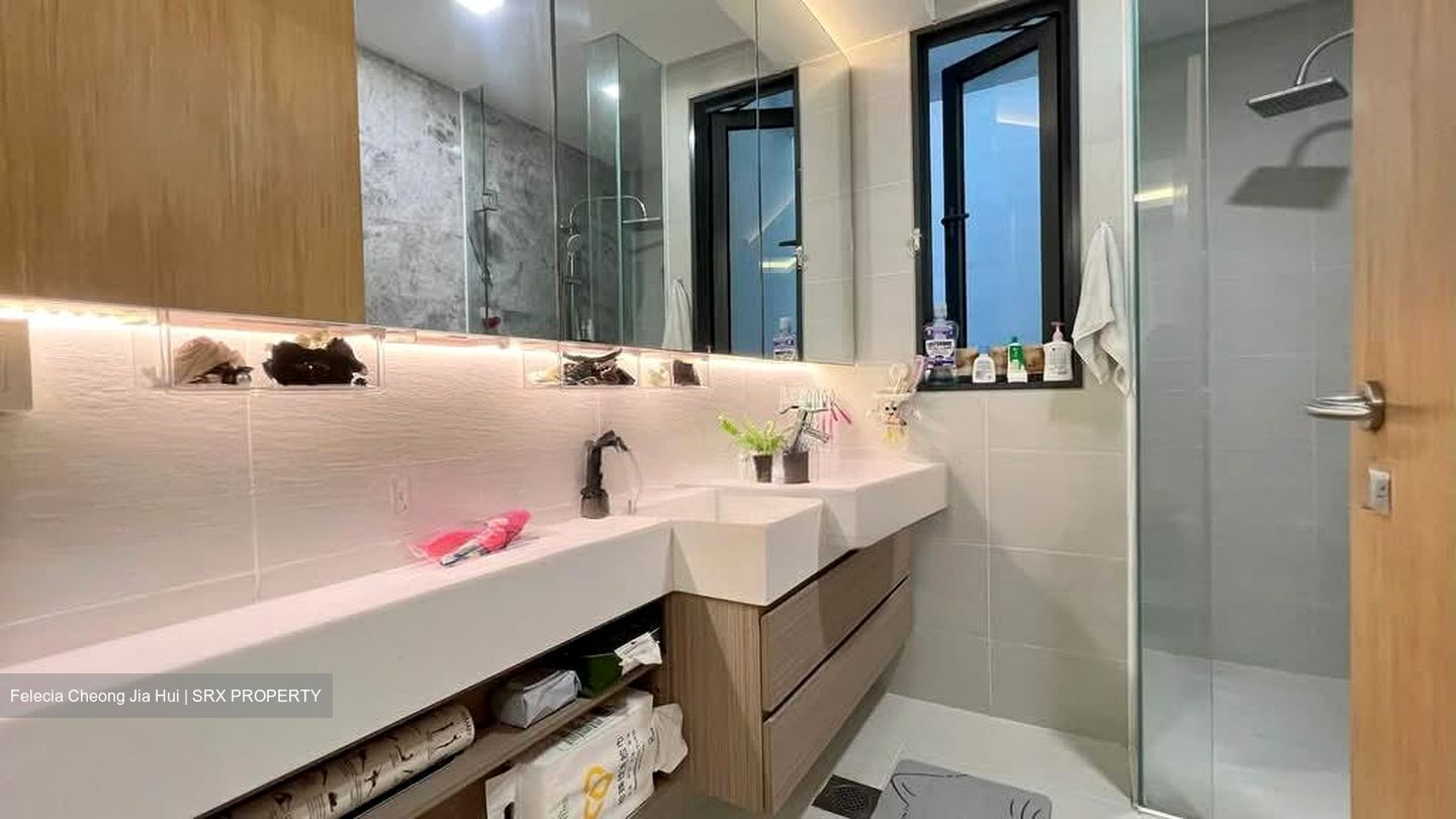 The Lakefront Residences (D22), Condominium #566436311